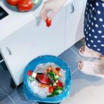 Túi rác có quai miệng chữ V